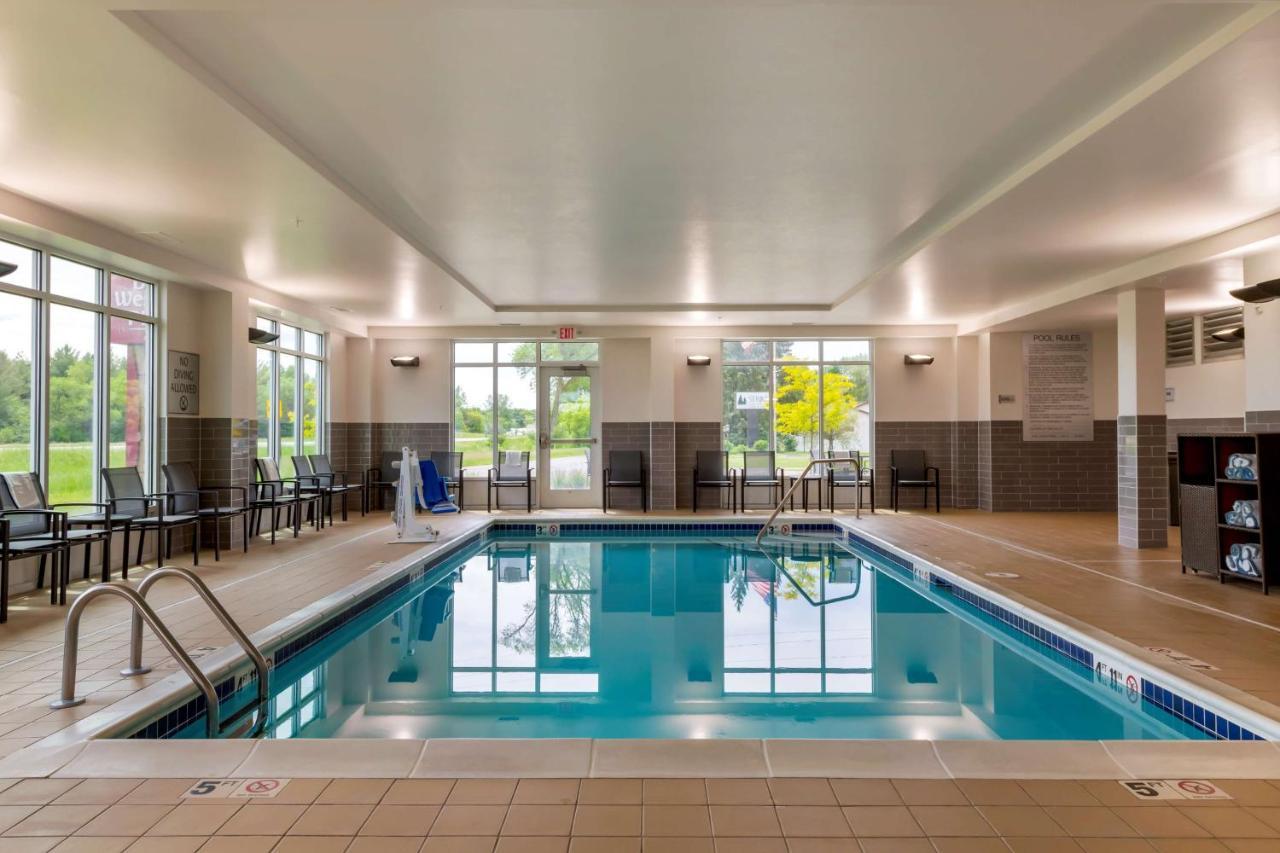 Best Western Plus Isanti Exterior foto