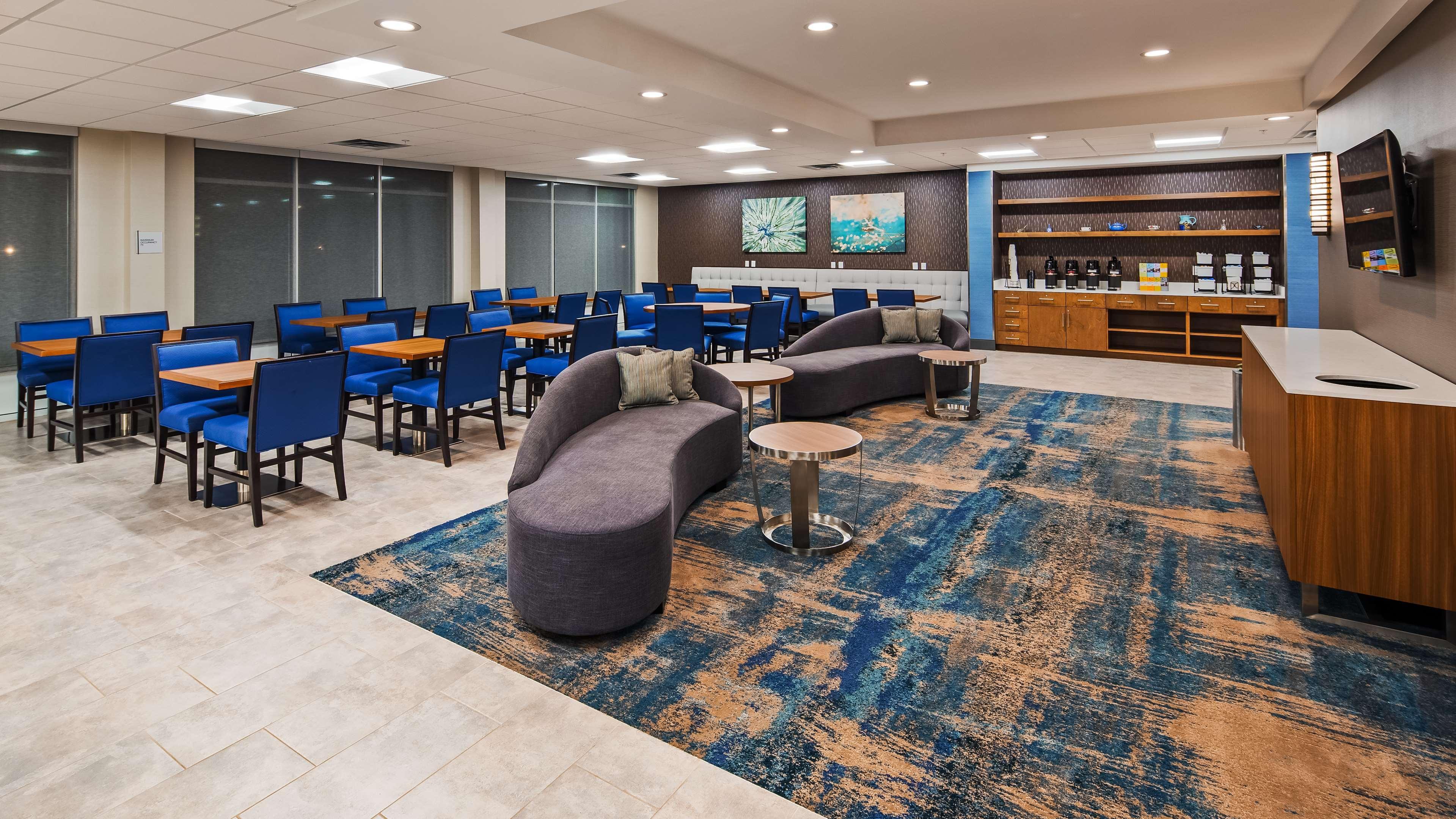 Best Western Plus Isanti Exterior foto